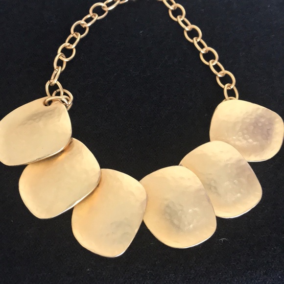 Gold tone necklace - Picture 2 of 2